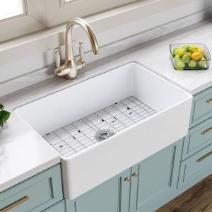 farmhouse sink vs standard sink