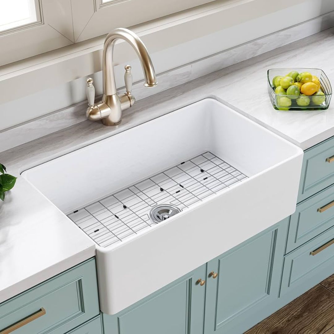 farmhouse sink vs standard sink